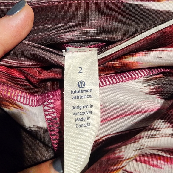 Lulu Lemon athletic leggings - Picture 5 of 6